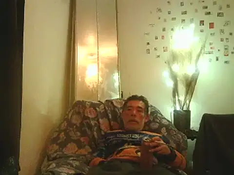 DaddyQuimHot online show from February 8, 2025, 6:55 pm