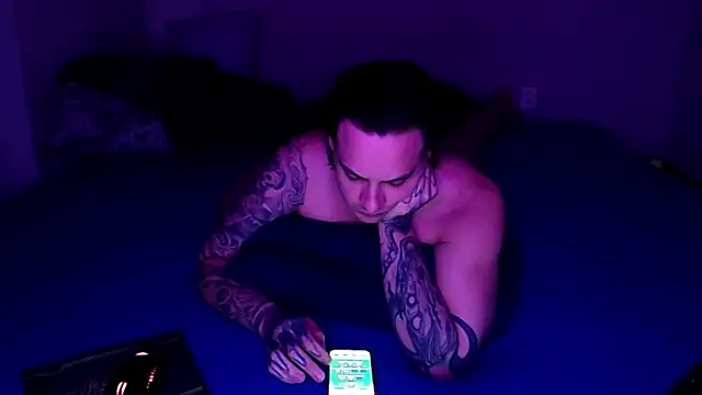 Snapshot of baphomet_from_ice chatting on November 30, 2025, 6:30 pm baphomet from ice online show from November 30, 2025, 6:30 pm