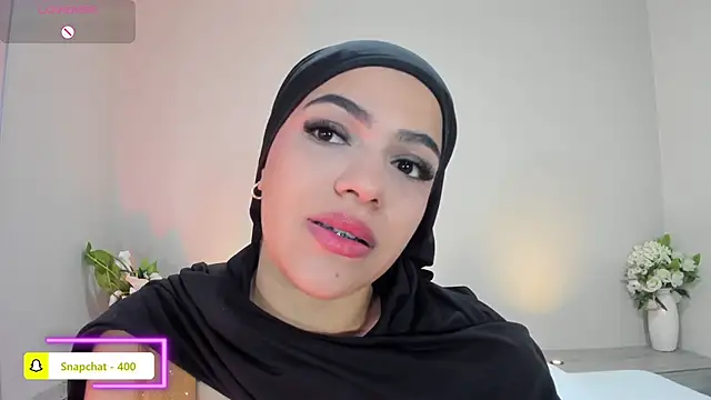 Snapshot of Umarani_ chatting on June 3, 2026, 6:45 pm Umarani online show from June 3, 2026, 6:45 pm