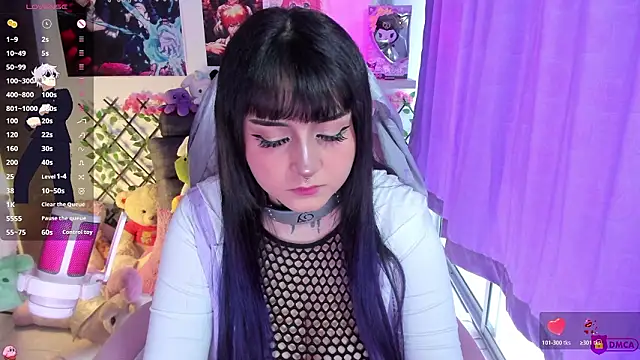 MaddyFooxx online show from March 23, 2026, 10:42 pm