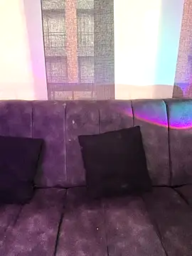 Snapshot of Mazikeen-- chatting on February 13, 2026, 10:54 pm Mazikeen-- online show from February 13, 2026, 10:54 pm