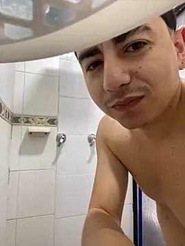 Snapshot of DanielGomez9 chatting on February 21, 2025, 12:49 pm DanielGomez9 online show from February 21, 2025, 12:49 pm