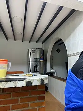 Snapshot of DanielGomez9 chatting on March 16, 2025, 8:10 am DanielGomez9 online show from March 16, 2025, 8:10 am