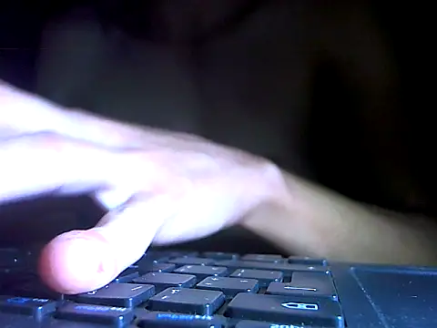 Ian zaenzz online show from November 23, 2025, 11:59 pm