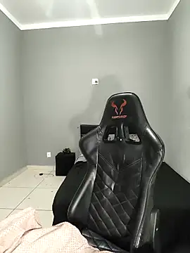 Livia Diaz online show from April 14, 2026, 1:54 am