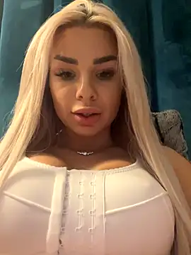 Snapshot of Russian_Ava chatting on September 29, 2025, 7:41 pm Russian Ava online show from September 29, 2025, 7:41 pm