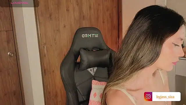 Snapshot of jessy__01 chatting on September 12, 2025, 2:12 am jessy  01 online show from September 12, 2025, 2:12 am