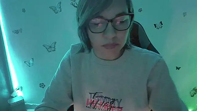 Lady breaks hearts online show from March 29, 2026, 10:28 am