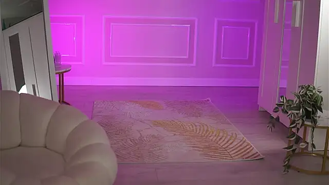 EvaZane online show from January 14, 2026, 10:02 pm