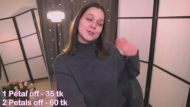 Addelin Moon online show from March 9, 2025, 3:27 pm