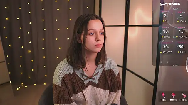 Addelin Moon online show from February 26, 2025, 8:28 am