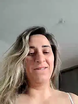 annamell online show from November 14, 2025, 10:52 am