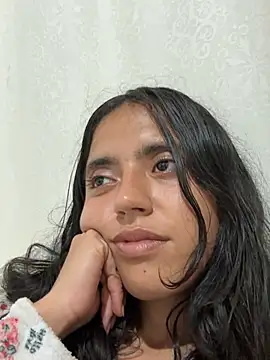 ViolettaSummer online show from April 3, 2026, 12:17 am