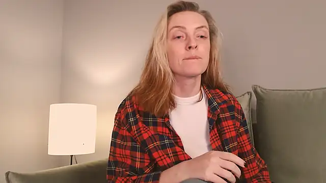 Snapshot of sexuallycorrecte chatting on January 20, 2025, 7:25 pm sexuallycorrecte online show from January 20, 2025, 7:25 pm