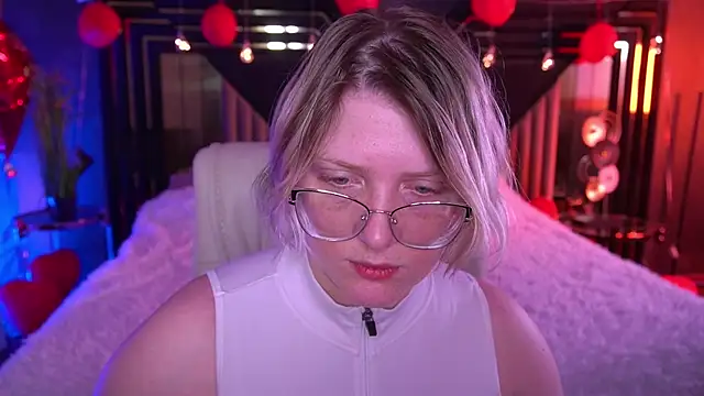 CoolTatis online show from February 26, 2026, 8:14 am