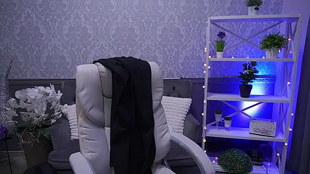 CoolTatis online show from March 8, 2026, 7:33 am