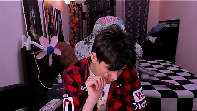 Foxicfu online show from April 11, 2026, 2:21 pm