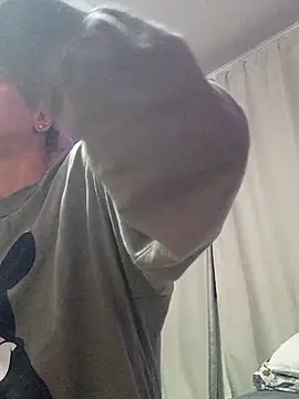 BritneyHudson online show from November 24, 2025, 3:39 am