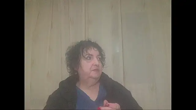 maturekorine online show from November 19, 2025, 6:52 pm