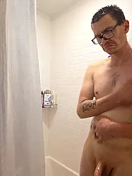 Hatchetwound6969 online show from January 9, 2026, 3:30 pm