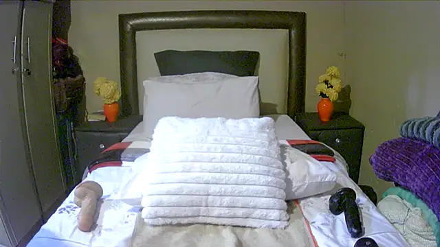 Kimmyboobs online show from October 2, 2025, 6:33 pm