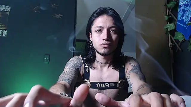 Dicaprioo  online show from November 7, 2025, 6:45 pm