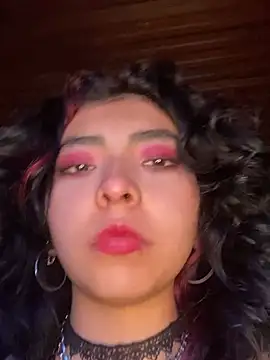 Snapshot of _Gothiccbitch_ chatting on February 15, 2025, 1:53 am  Gothiccbitch  online show from February 15, 2025, 1:53 am