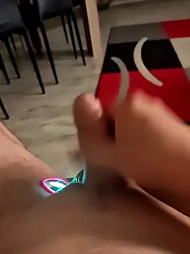 Szeltolo001 online show from March 19, 2026, 3:28 am