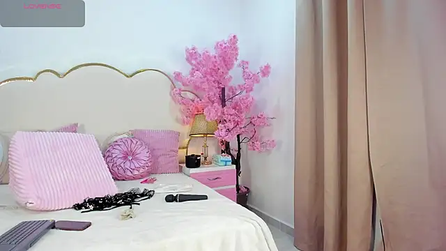 CahitlinBell online show from March 31, 2026, 6:15 am