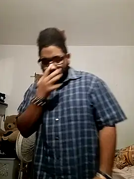 Snapshot of Dj-yefri-pauta chatting on December 6, 2024, 10:35 pm Dj-yefri-pauta online show from December 6, 2024, 10:35 pm