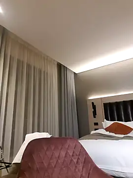 Snapshot of PerfectionBerrie chatting on March 12, 2025, 5:49 pm PerfectionBerrie online show from March 12, 2025, 5:49 pm