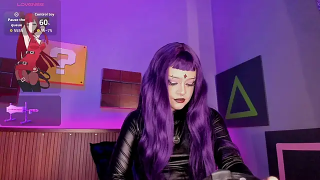 Elettra Rou online show from June 21, 2026, 2:28 am