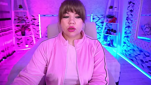 GabbieJay online show from May 13, 2026, 12:56 pm