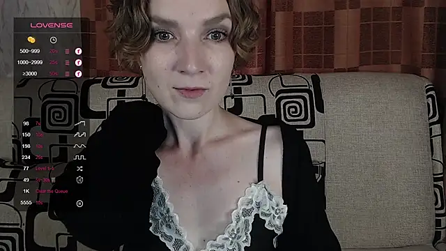 Snapshot of TinaWince chatting on August 1, 2026, 4:54 am TinaWince online show from August 1, 2026, 4:54 am