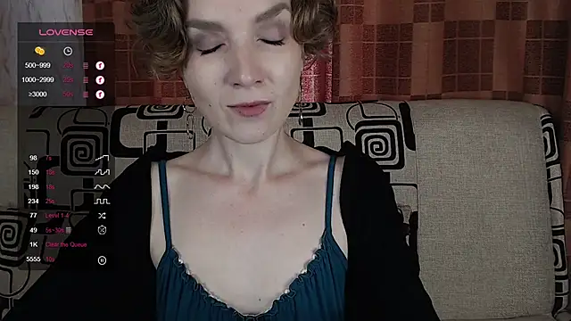 Snapshot of TinaWince chatting on July 16, 2026, 5:15 am TinaWince online show from July 16, 2026, 5:15 am