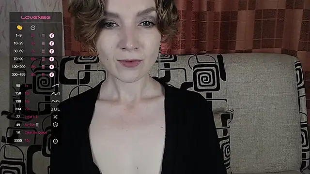 Snapshot of TinaWince chatting on June 26, 2026, 4:40 am TinaWince online show from June 26, 2026, 4:40 am