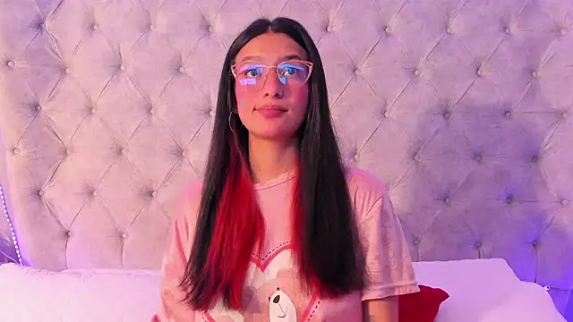 dafne bss online show from April 15, 2026, 5:02 am