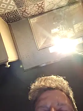 Jonjon3669 online show from April 13, 2026, 9:52 pm