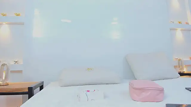 Dalia-Prada online show from March 3, 2026, 3:46 am