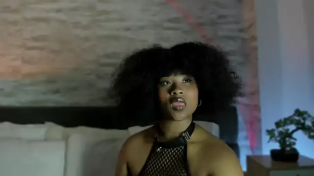 Anneth  M online show from October 25, 2025, 7:36 pm