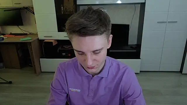 angryzan online show from March 6, 2026, 7:36 am