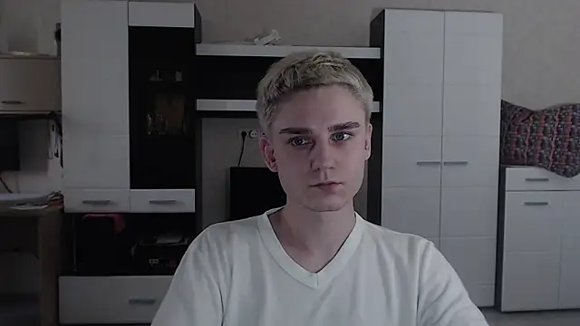 angryzan online show from March 14, 2025, 4:21 am