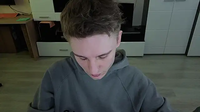 angryzan online show from February 10, 2026, 7:51 am