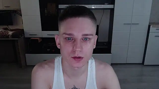 angryzan online show from October 20, 2025, 4:47 am