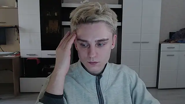 angryzan online show from March 14, 2025, 10:39 am