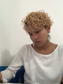Snapshot of Peggy_Funn chatting on January 15, 2025, 3:07 pm Peggy Funn online show from January 15, 2025, 3:07 pm