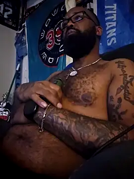 GallowayGooch1085 online show from April 21, 2026, 9:05 am