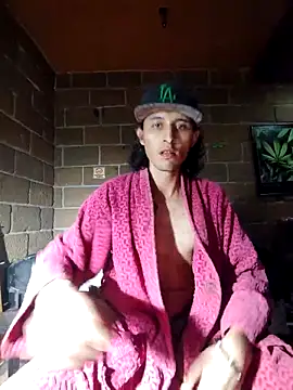 Pitudo20cmm online show from November 2, 2025, 10:09 am