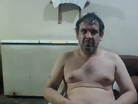 Rodrigo happy online show from December 23, 2025, 3:50 am