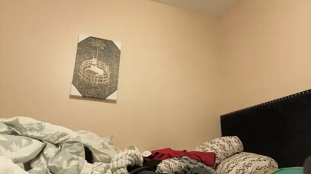 hailzeffn online show from November 10, 2025, 1:43 am